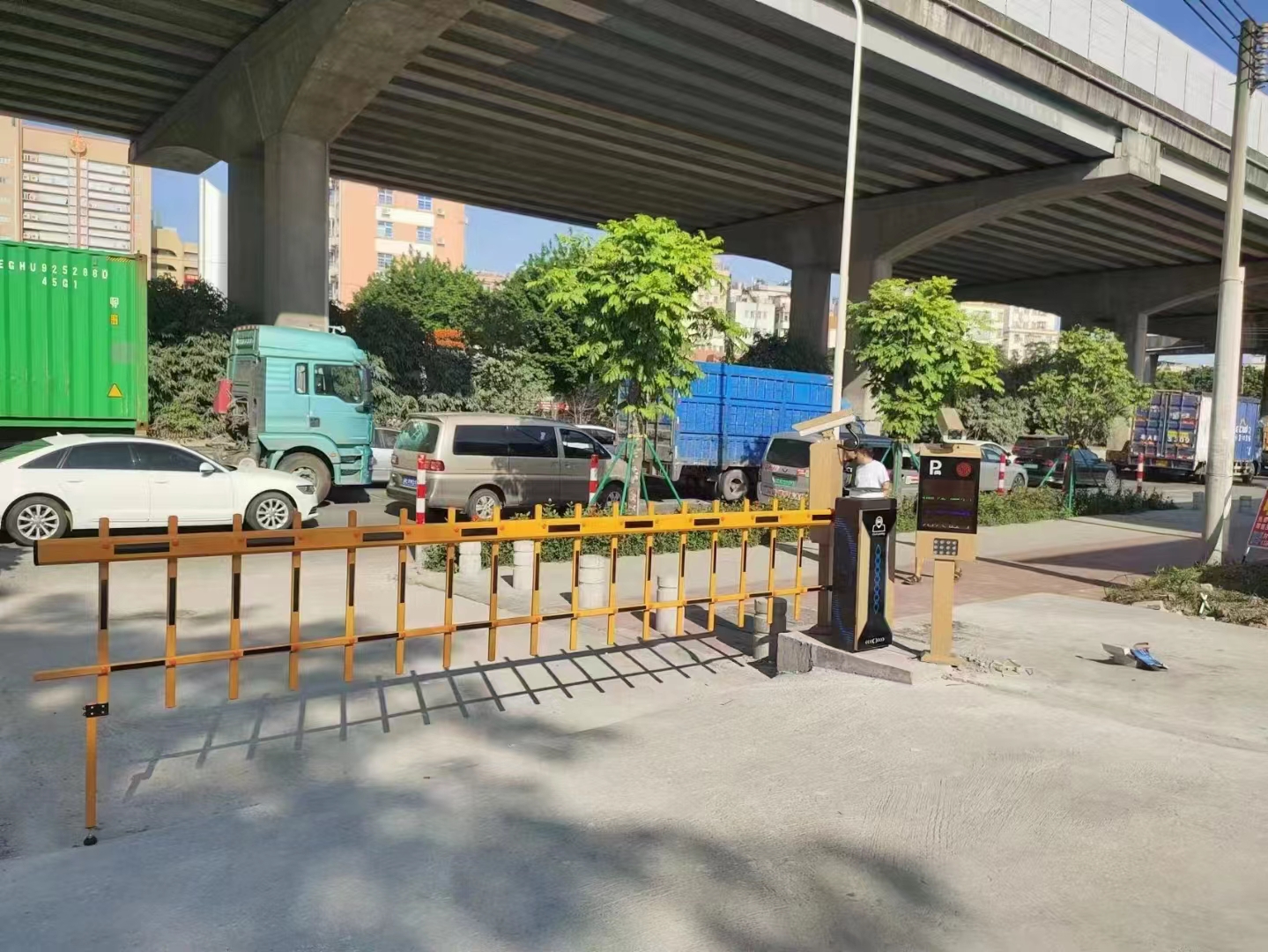 广州机场路夏矿智慧园区停车场与南网电动充电桩“顺易充”系统对接案列 园区智慧停车场案列 第2张