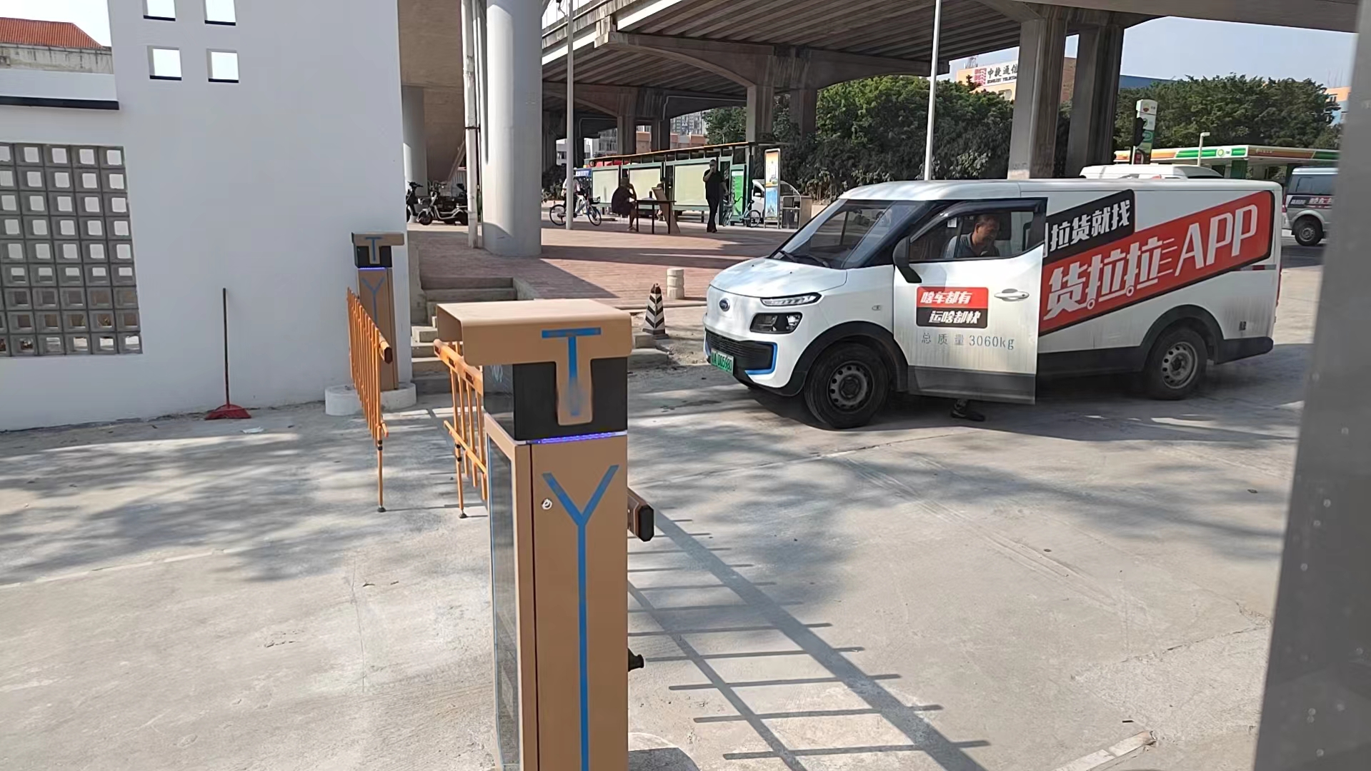 广州机场路夏矿智慧园区停车场与南网电动充电桩“顺易充”系统对接案列 园区智慧停车场案列 第1张
